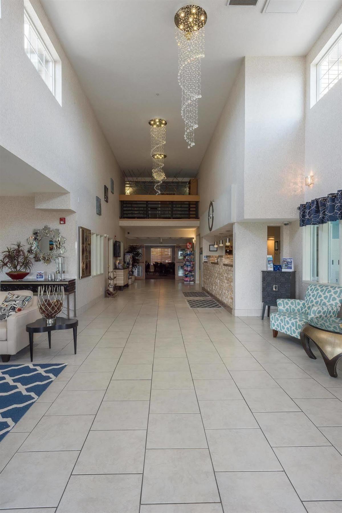 Best Western Plus Liberty Lake Inn Spokane Valley Exterior photo
